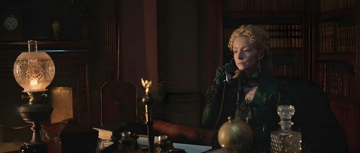 An image of Lady Violet from Sherlock & Daughter season 1 episode 7 (Image via The CW)